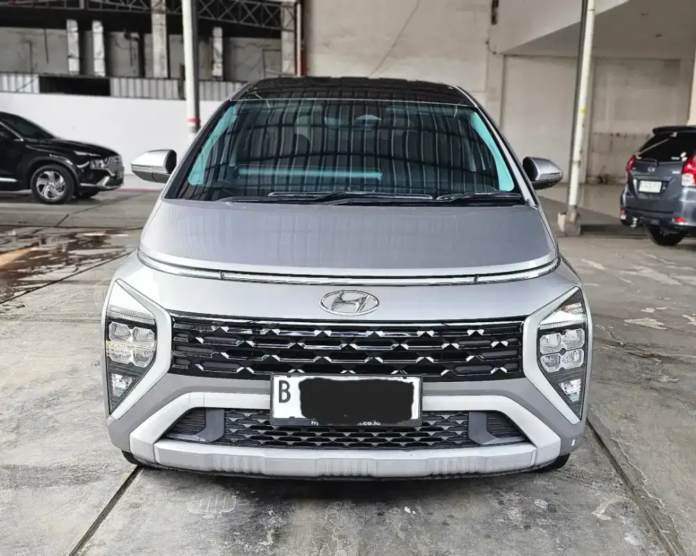 Baru 20rb Km Hyundai Stargazer Prime AT Matic 2023 Silver Mulus Gress