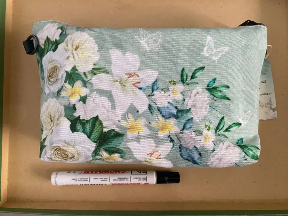 POUCH/ DOMPET/ CLUTCH BUNGA – BARU