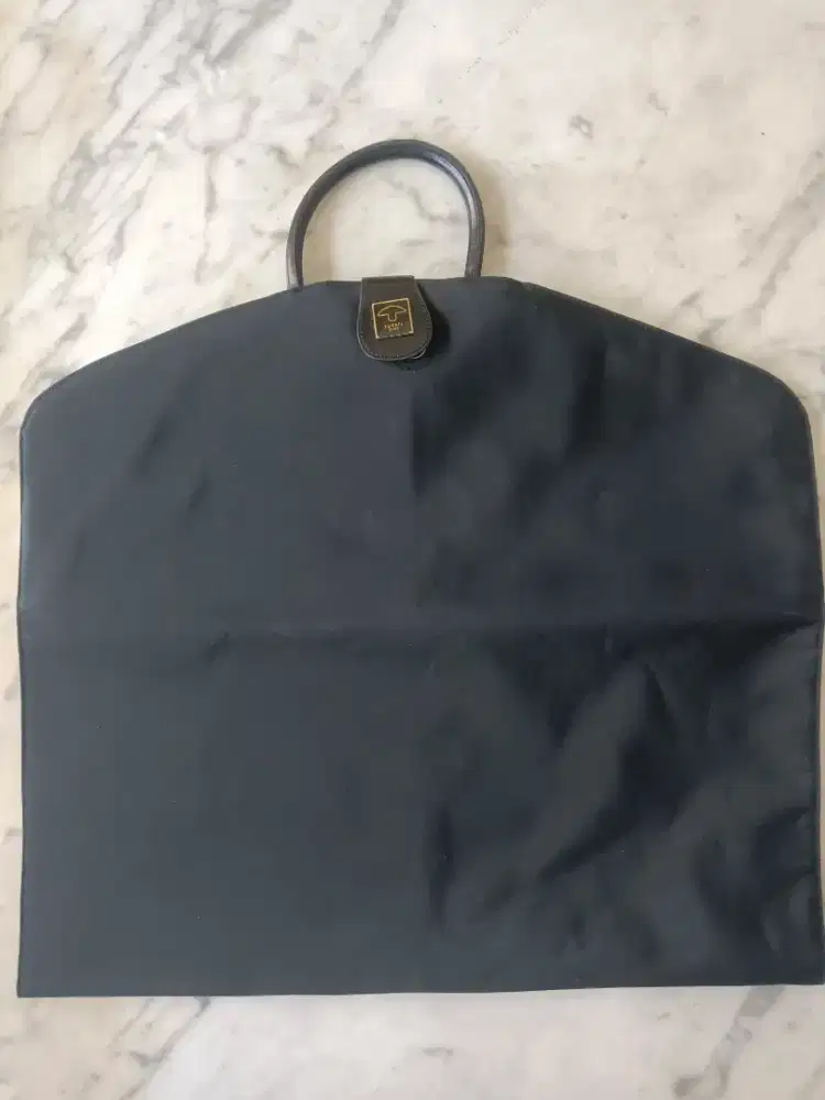 Turati Club Garment Cover Bag