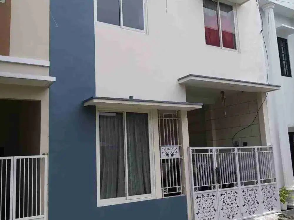 Disewakan rumah 2 lantai ploso kapas krampung