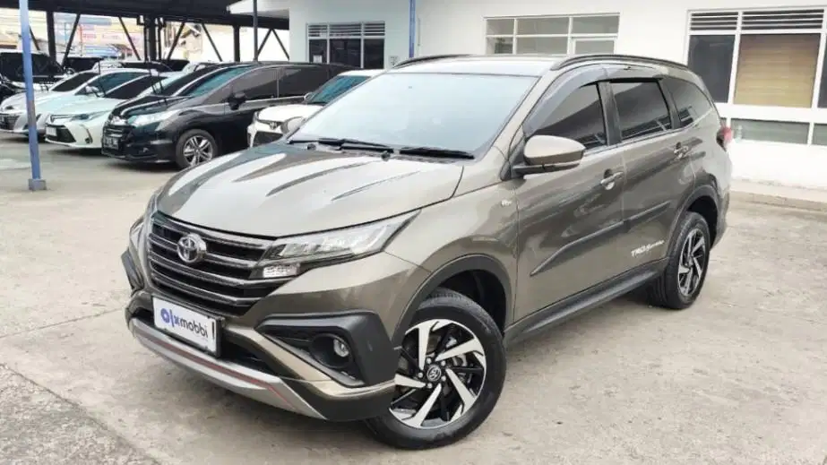 Toyota Rush 1.5 TRD Sportivo Bensin-AT 2019