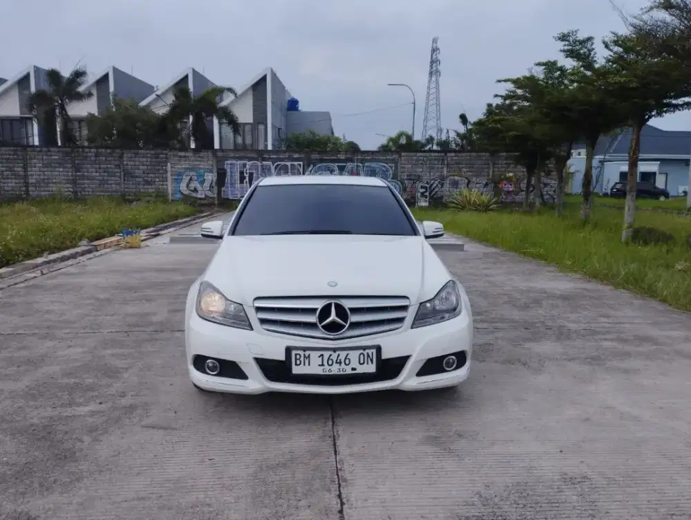 Antik.! Mercy C200 Avantgarde matic 2012