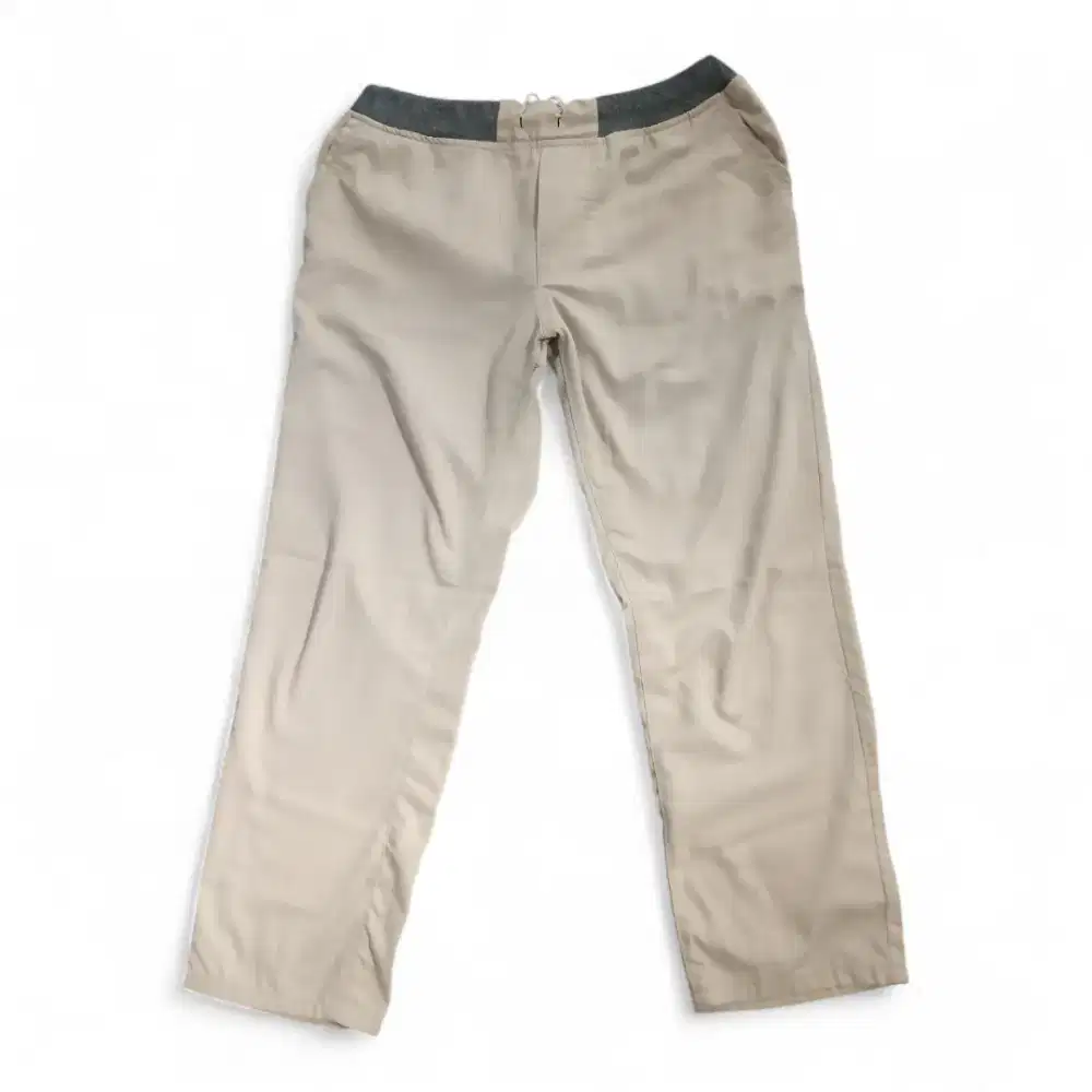 Celana panjang Chinos