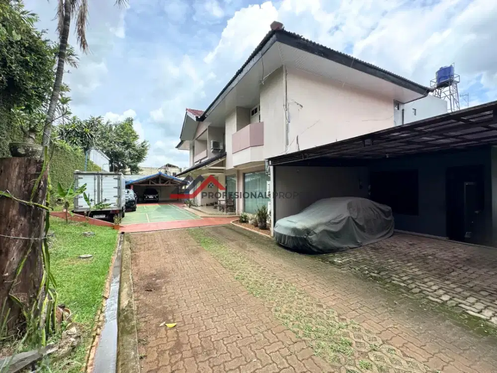 Rumah Luas dekat ke MRT dengan Swimming Pool di Cipete, Jakarta Selatan