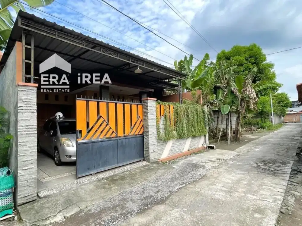 RUMAH DIJUAL DI KARANGANYAR DEKAT SMK ADI SUMARMO