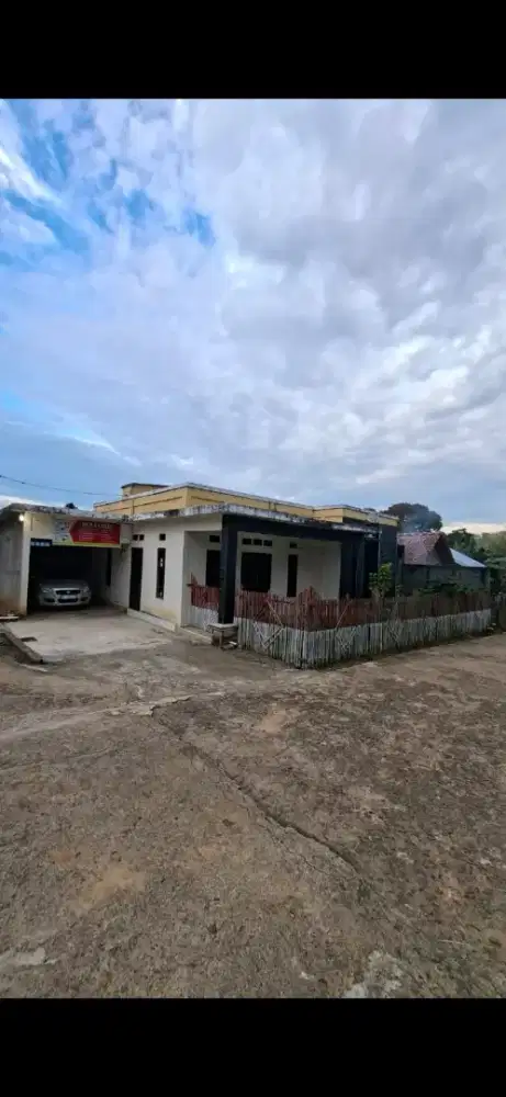 Dijual Rumah + Tanah dibelakang rumah beserta kebun karet 2Hektar