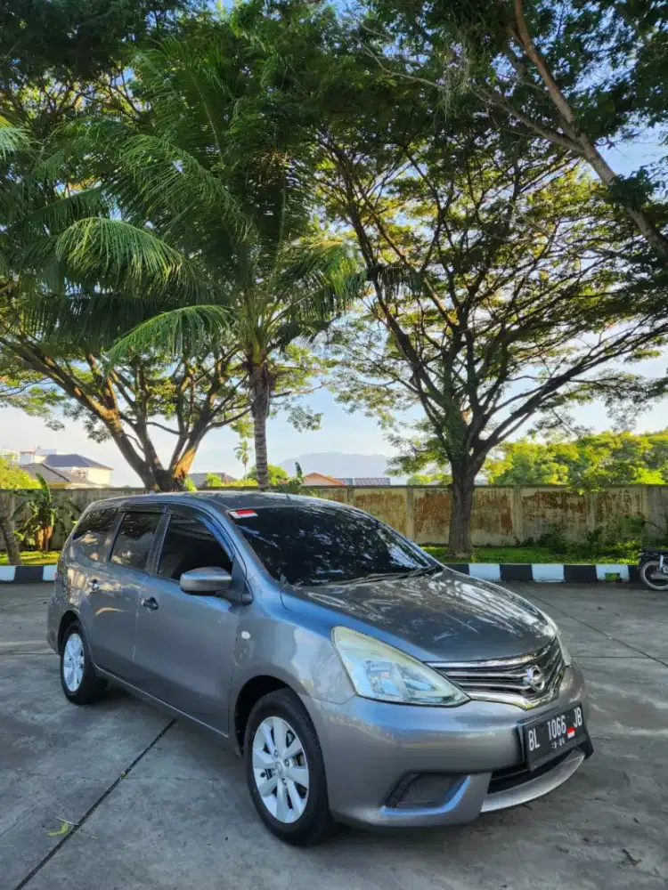 Nissan Livina XV matic 2016