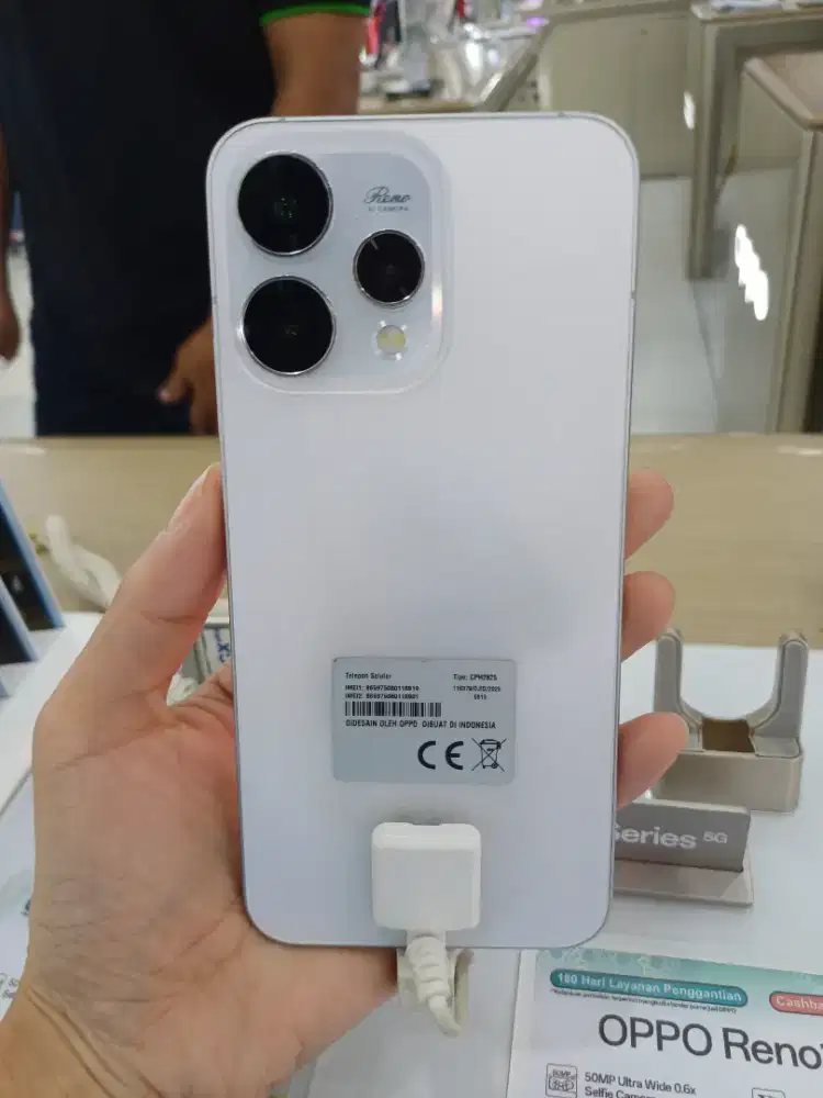 Oppo Reno15 5G 12/256GB Cicilan 0% tanpa dp 0