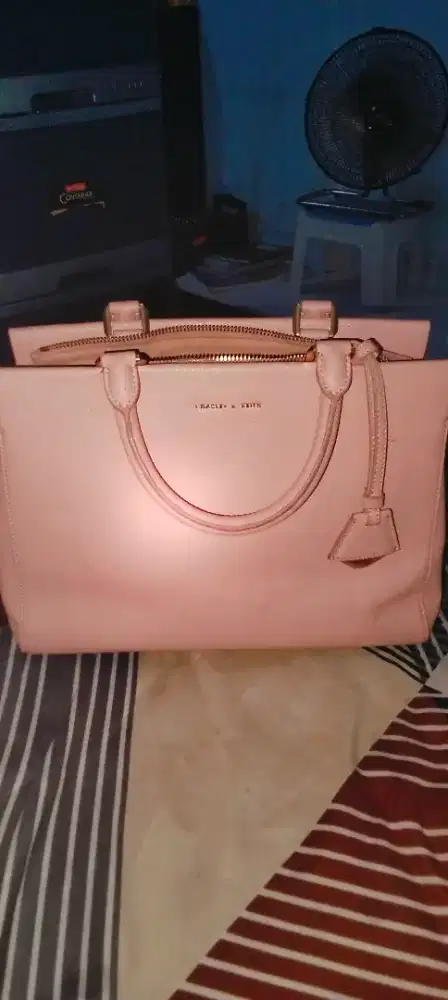 jual tas ori Charles & keith
