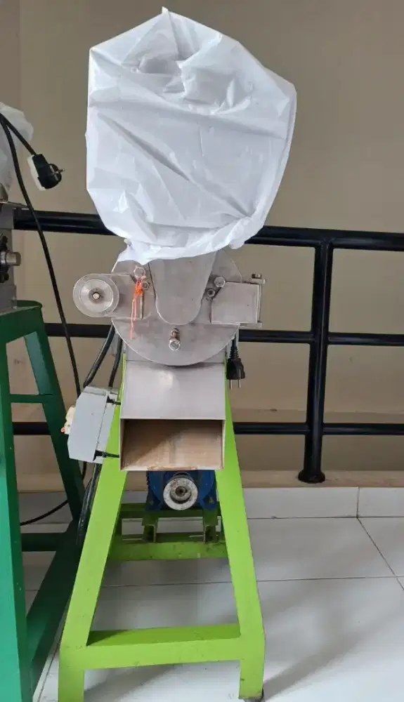 Mesin Penggiling Bumbu