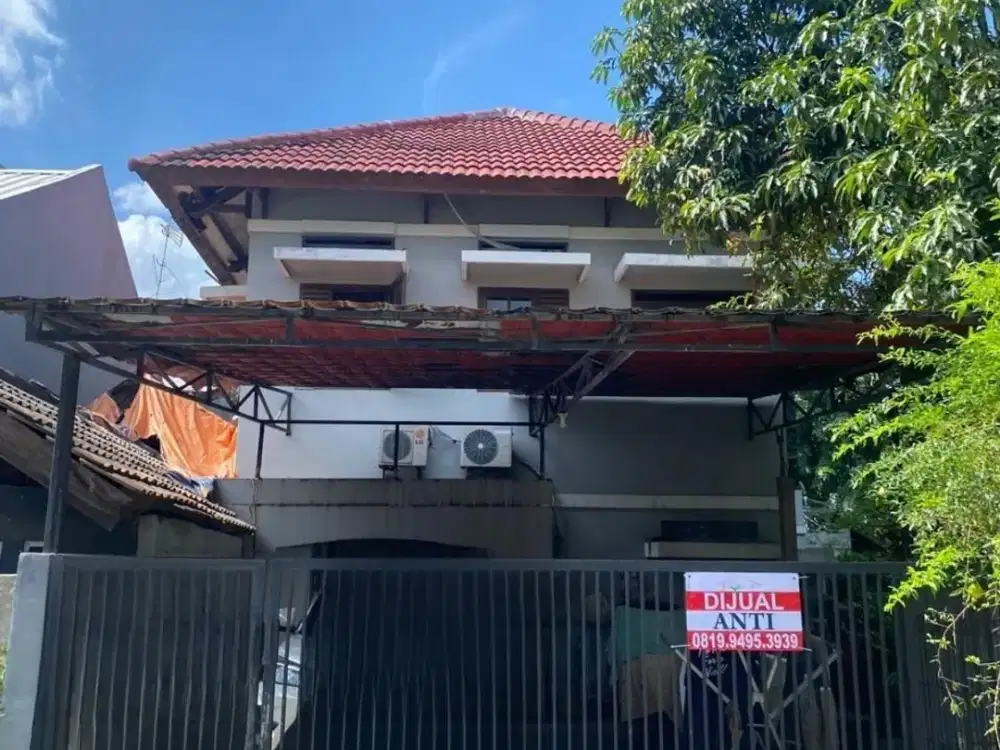Murah !! DIJUAL RUMAH HOOK DI PUSPA GADING 2 LANTAI LAYAK HUNI