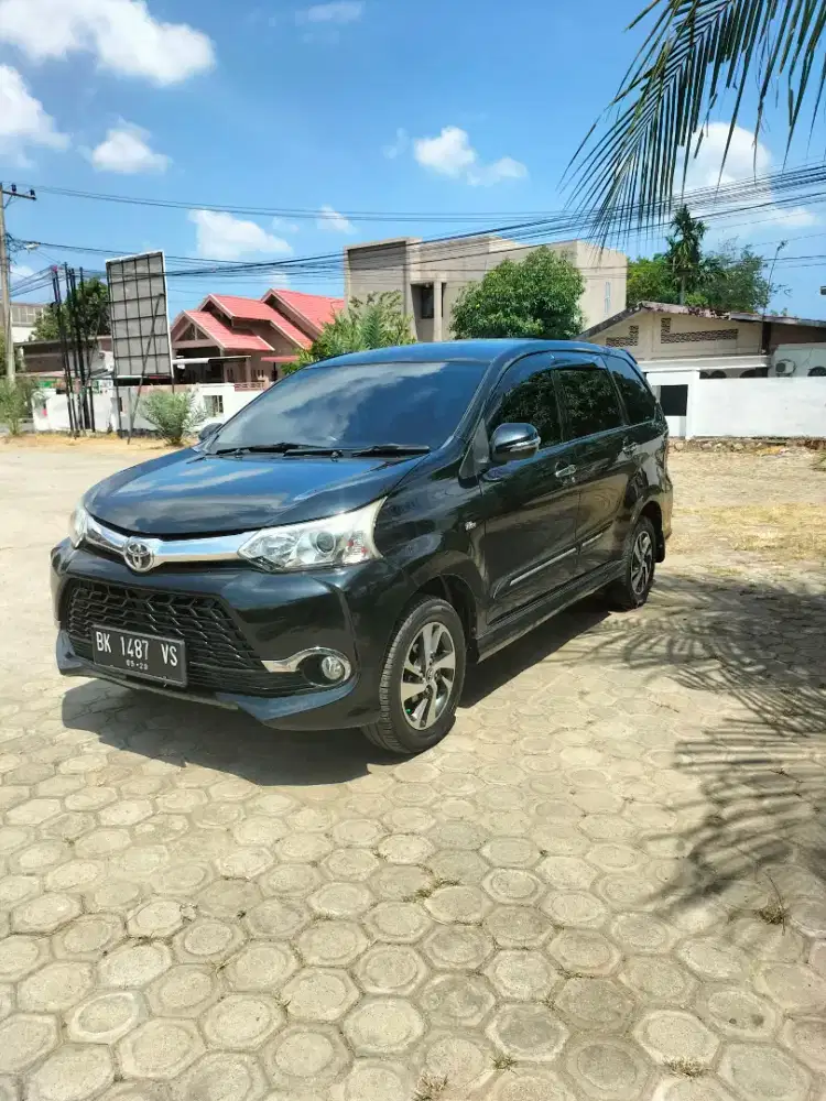Avanza Veloz 1.5 m/t