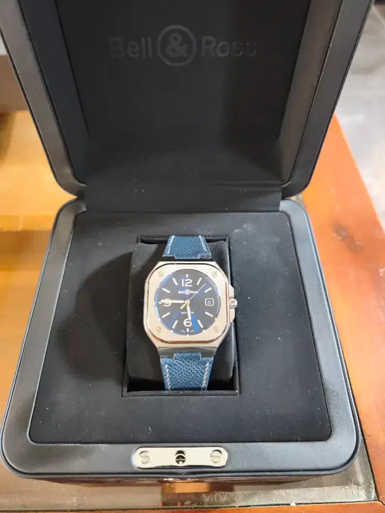 Jam Tangan Bell & Ross BR-05 Blue Dial Istimewa