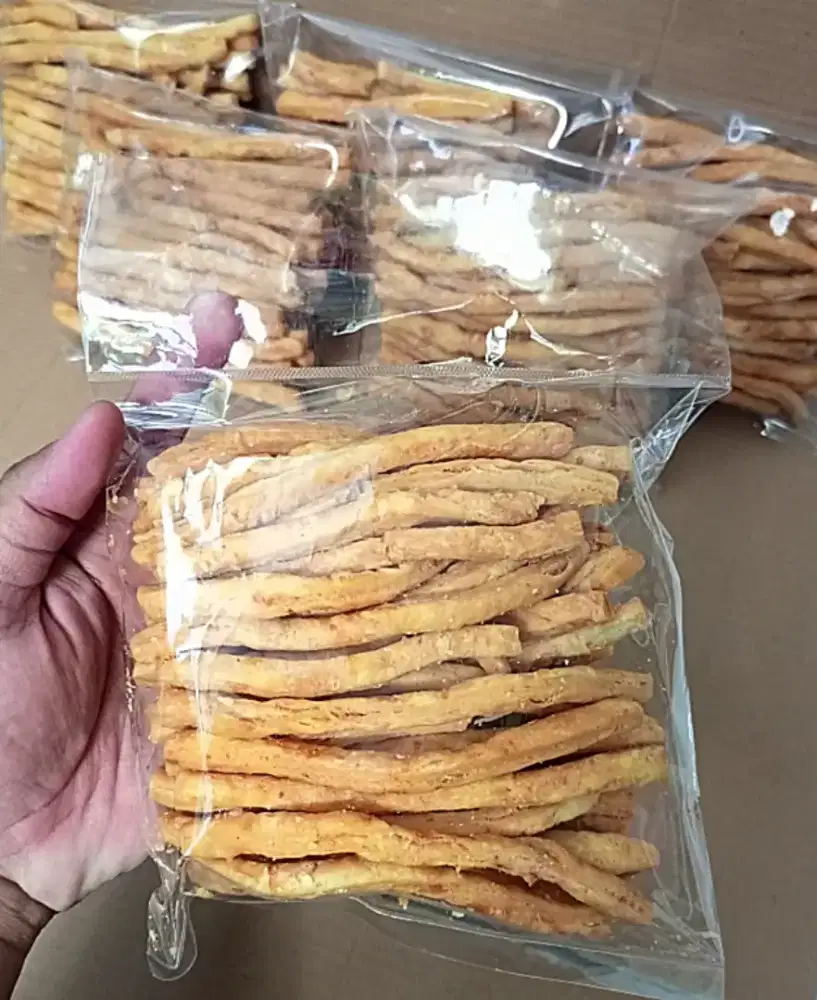 Sistik keju edam renyah