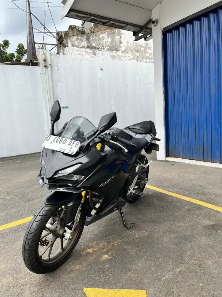Honda CBR 150R 2023 mulus
