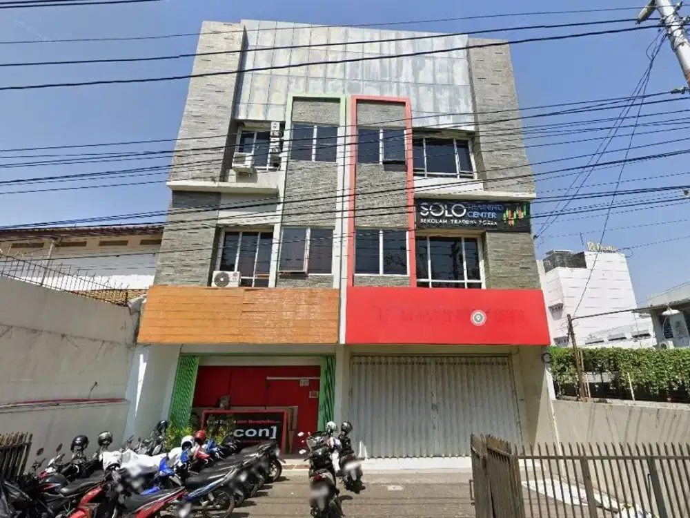 Disewakan Ruko 3 Lantai di Jl Ronggowarsito Banjarsari, Strategis Tengah Kota Solo