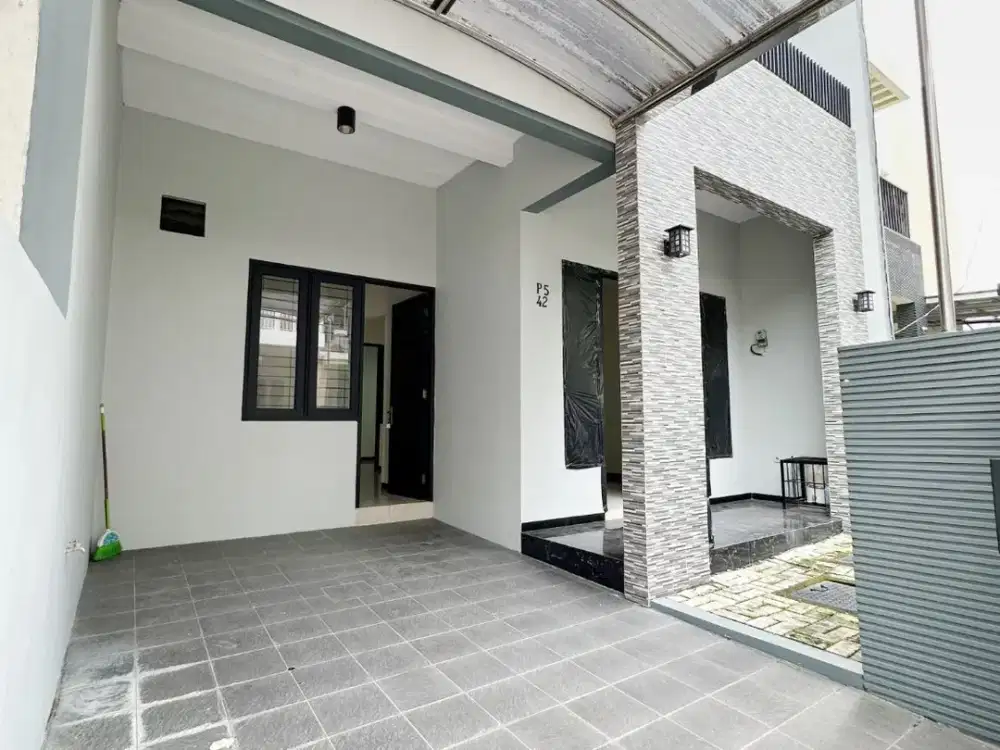 Dijual Rumah 2 lantai di Pakuwon city Surabaya