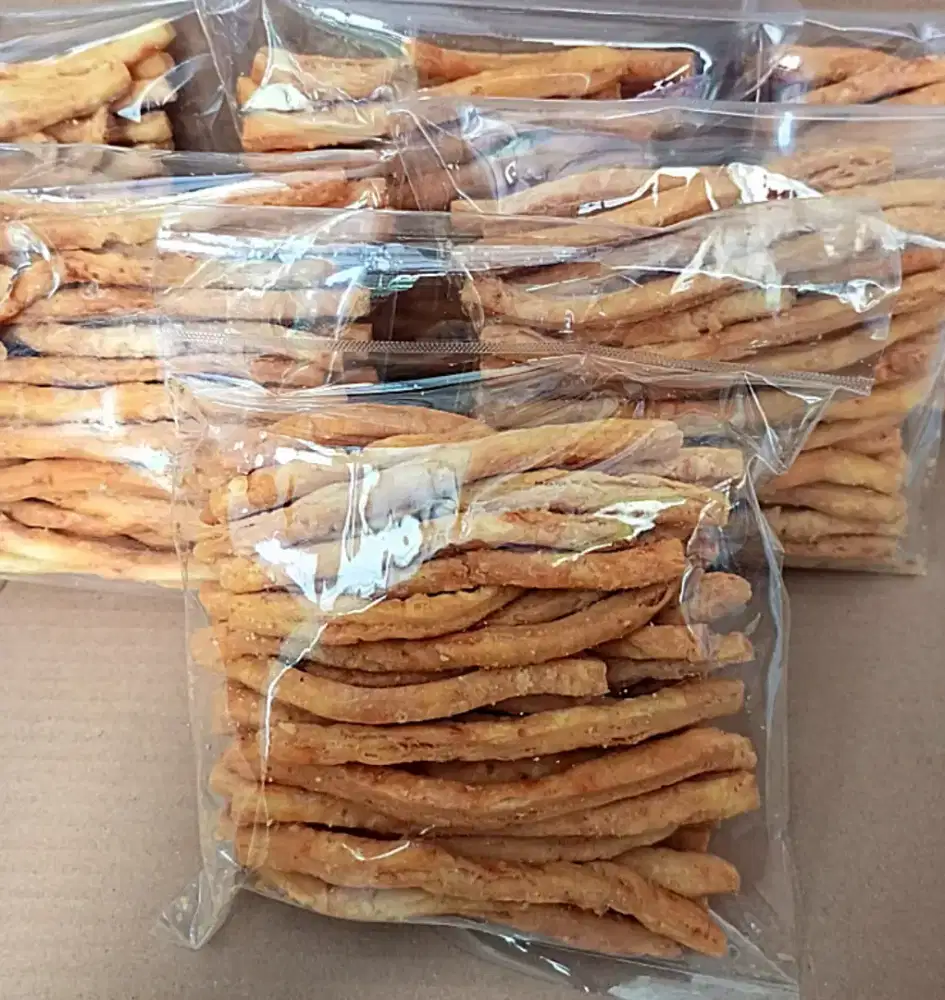 Sistik Keju Edam Asli Gurih Renyah