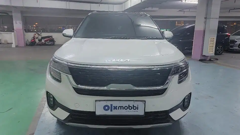 TDP 10JT, Kia Seltos 1.4 EX Plus Bensin-AT Putih 2020