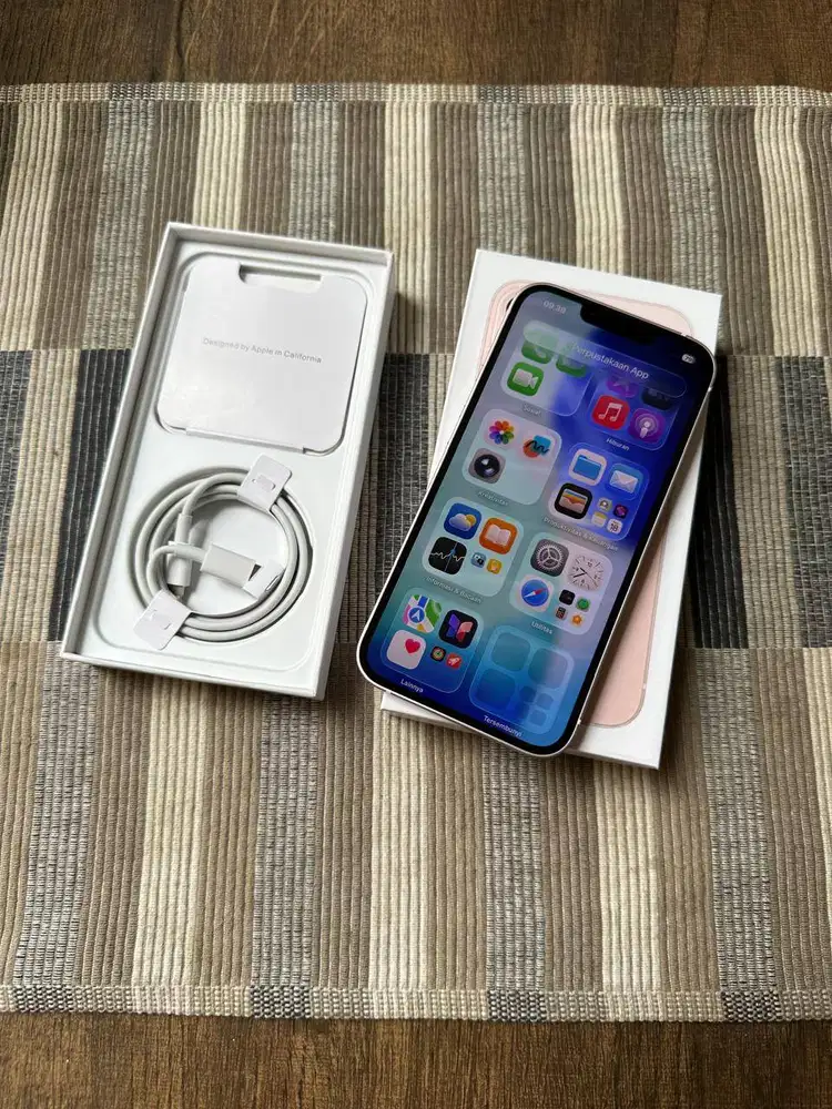 Iphone 13 128 Gb warna Pink All Operator Bh 100% Mulus IOS 26