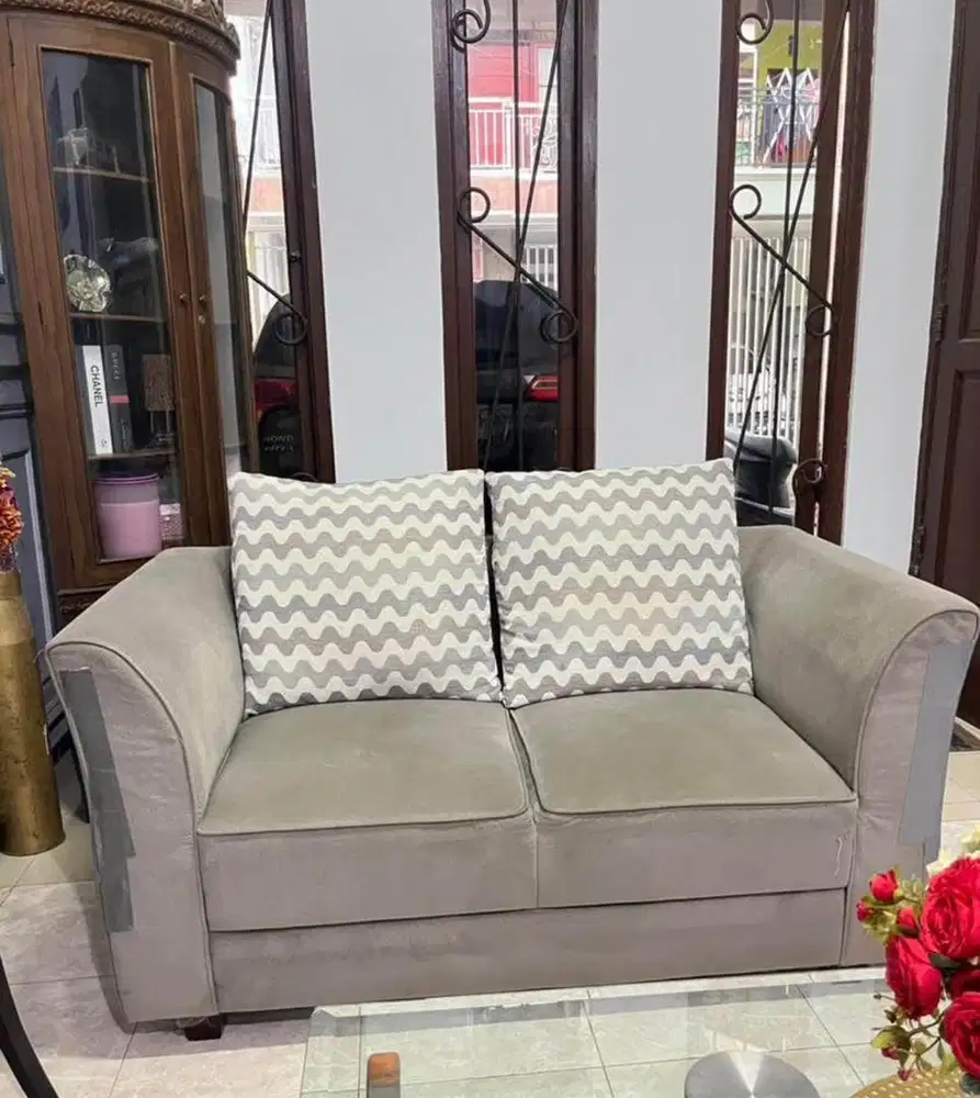 Sofa 4 set abu bonus bantal