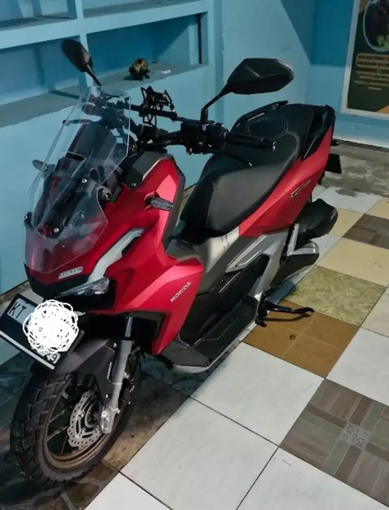 Honda Adv Merah ABS