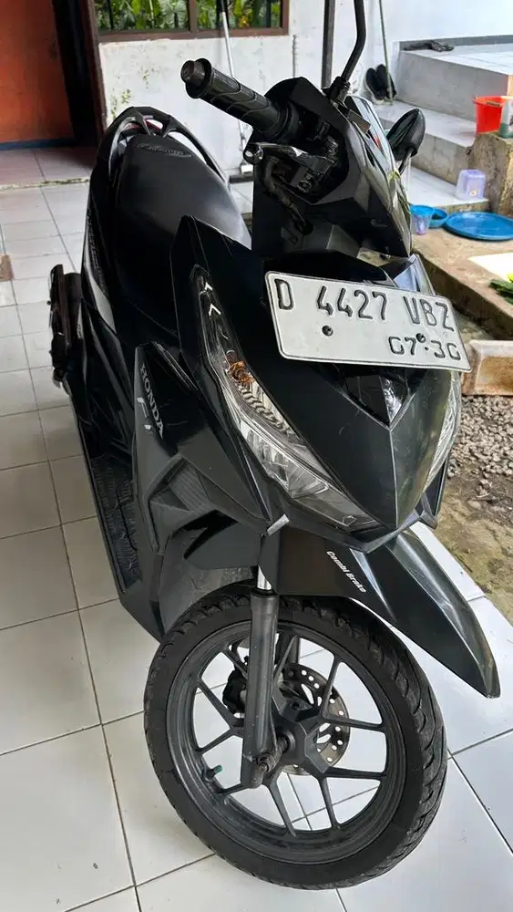 Vario 150 Hitam 2015