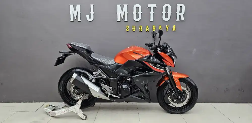 STOK TERBATAS//KAWASAKI Z250 2018