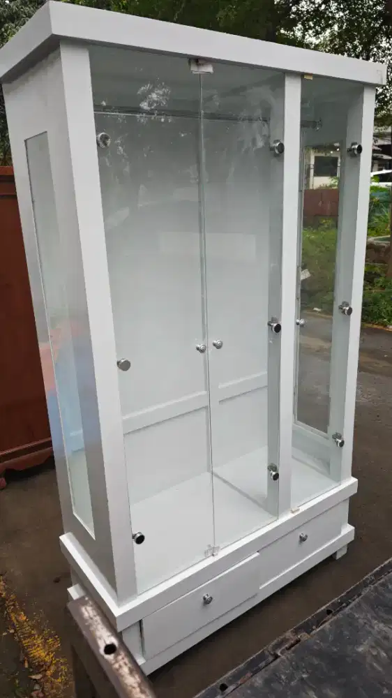 Lemari Pakaian Full Gantung bisa untuk Gamis Minimalis