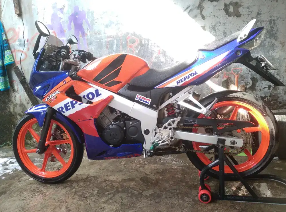 Honda cbr old 150
