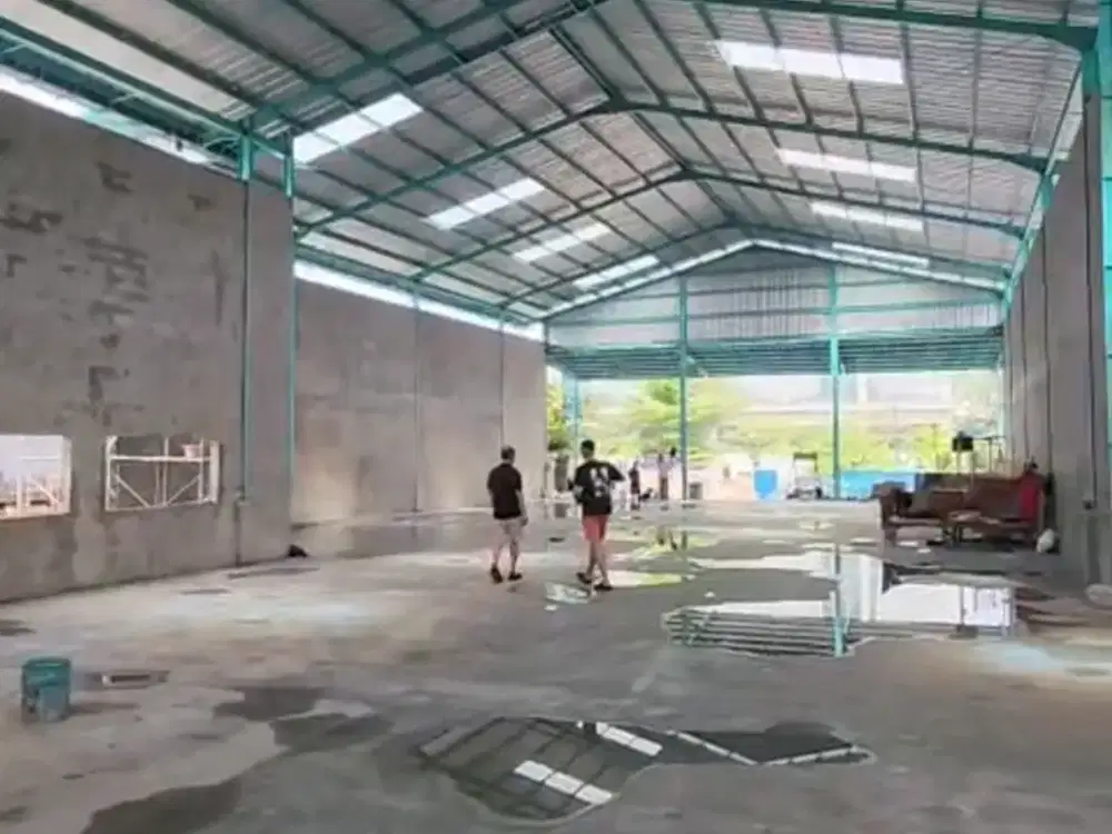 disewakan gudang plong