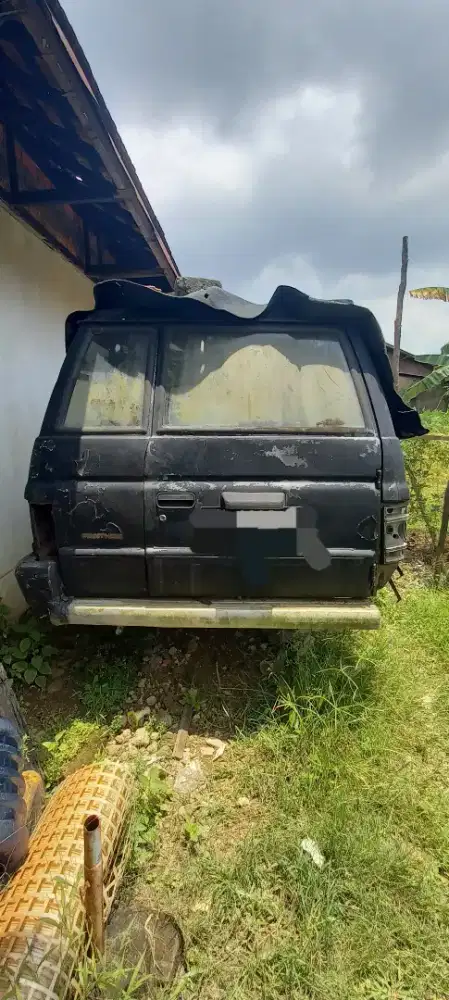 Dijual body panther 2000