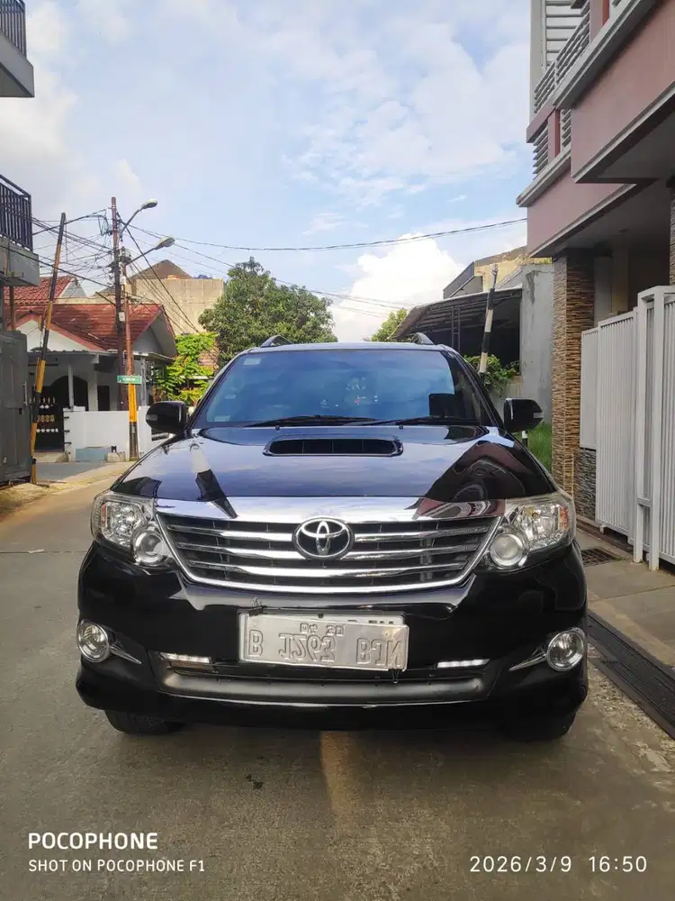 Fortuner VNT Turbo 2014 Hitam AT