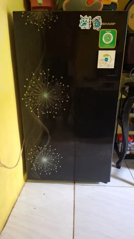 Kulkas sharp 133 liter