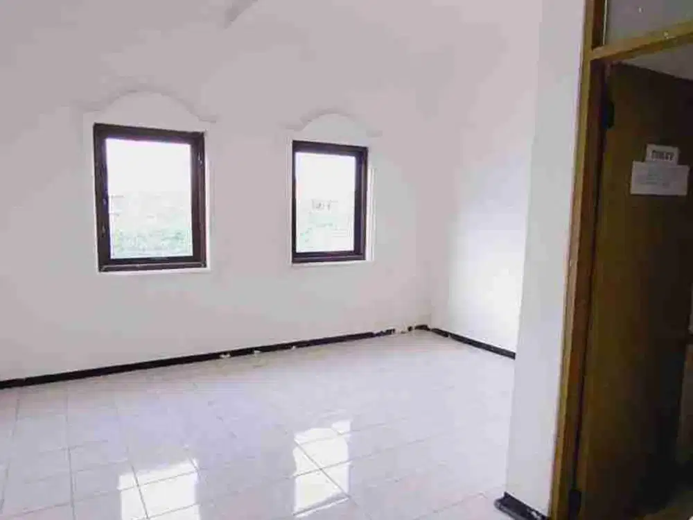 Dijual Rumah Baru 2 lantai di Rangkah