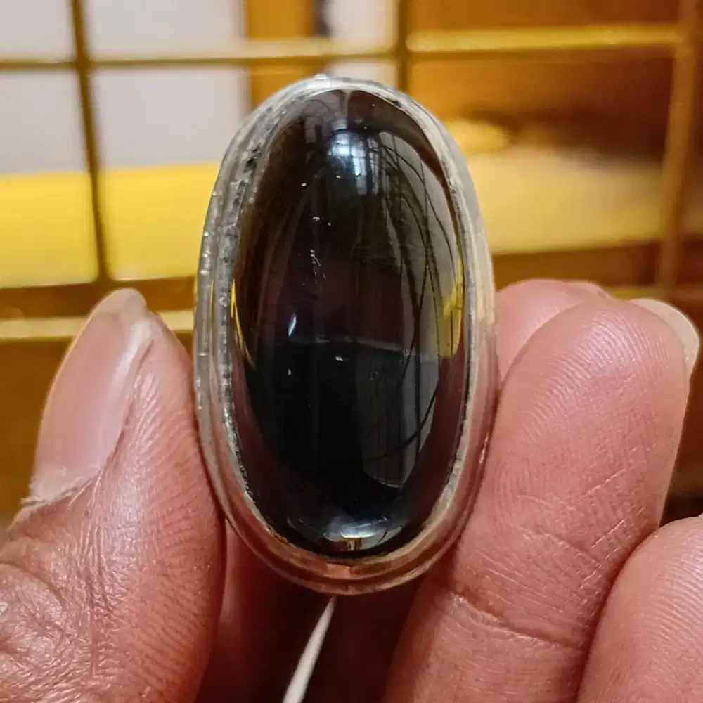 Cincin batu pandan suji hitam metalik