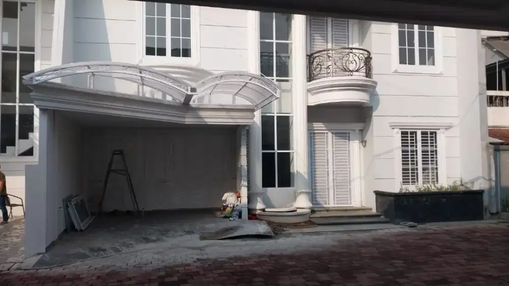 DIJUAL RUMAH FULLY FURNISHED 4KT 4 KM