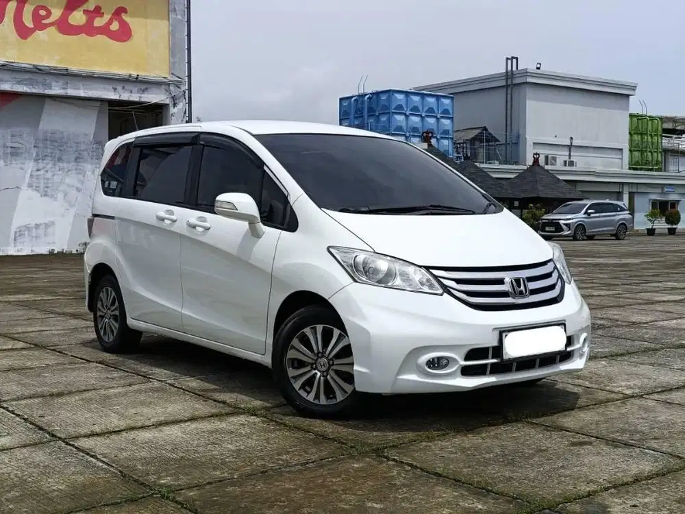 Honda Freed PSD 1.5 E AT 2015
