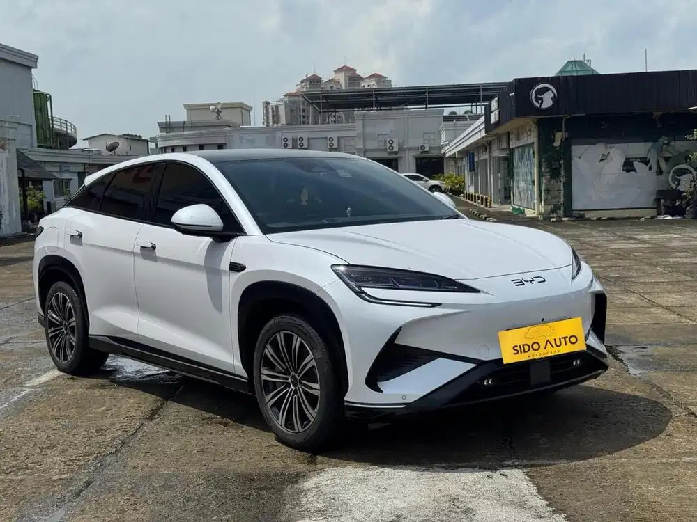 Sealion 7 Premium nik 2025 .. Like new !! Km 20 rb record !!