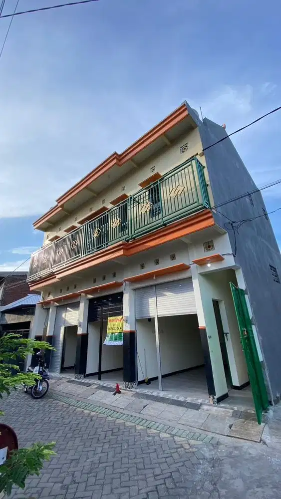 Disewakan rumah 2 Lantai (Dikontrakkan)