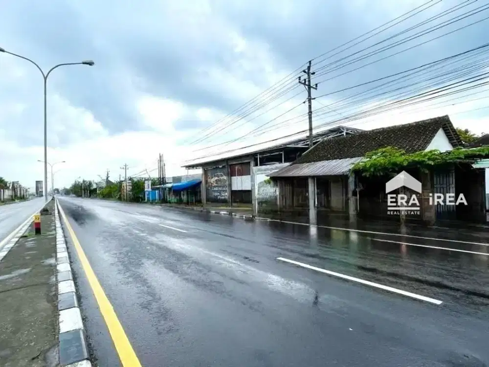 RUANG USAHA DAN RUMAH DIJUAL DI SUKOHARJO DEKAT SPBU KERTONATAN
