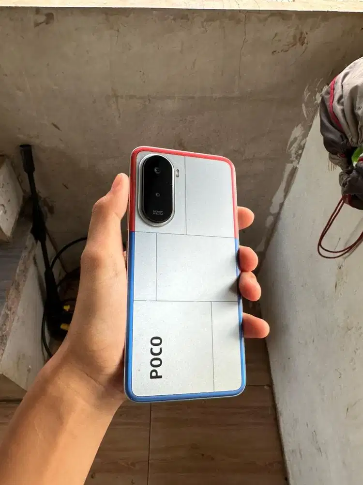 Poco M7 Baru 1 bulan, minus chargeran samsung original