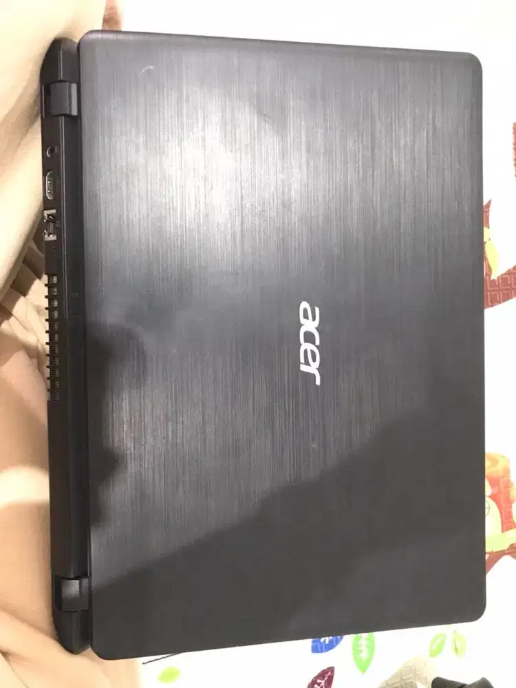 Laptop Acer 1 TB