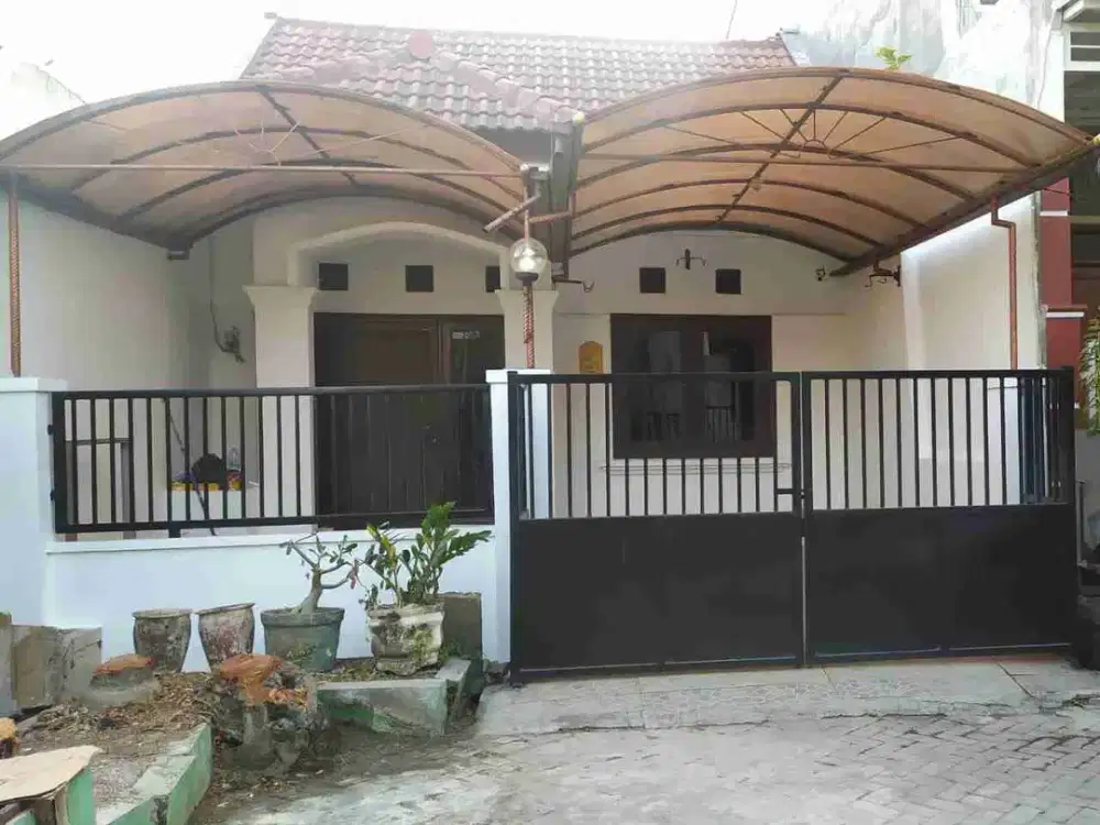 DIJUAL RUMAH SIAP HUNI FULL RENOVASI MURAH DI PERUMAHAN. WIGUNA SELATAN KEC. RUNGKUT