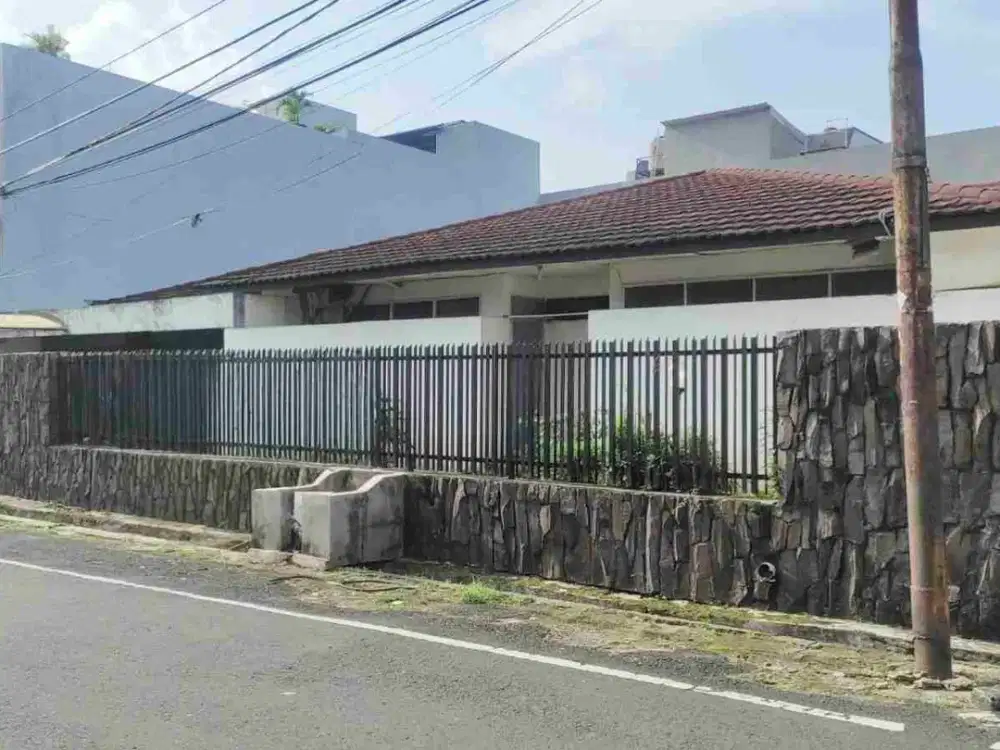disewa rumah luas 500 m2 di cempaka putih 5+1 kt