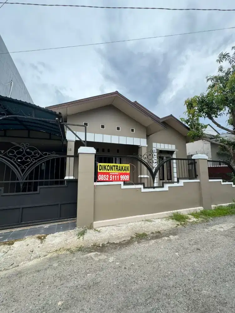 RUMAH DI SEWAKAN DI GATOT SUBROTO