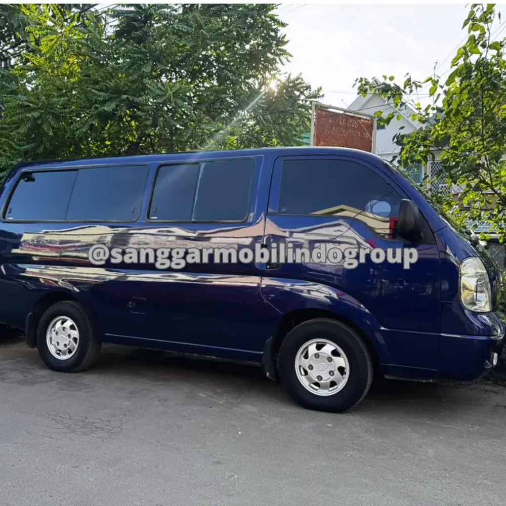 KIA Travelo Diesel m/t '07. Hrg 73 JT