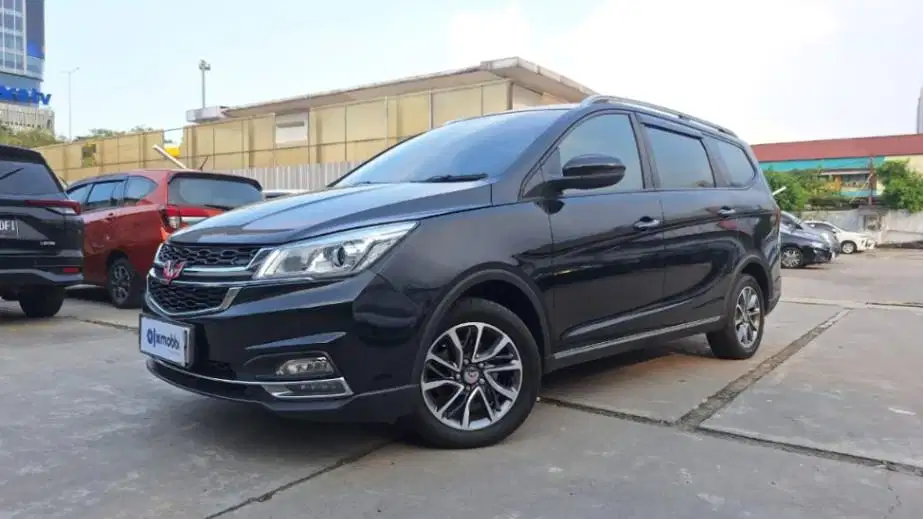 DP MURAH - Wuling Cortez 1.5 CT Lux Bensin-AT 2021 Hitam