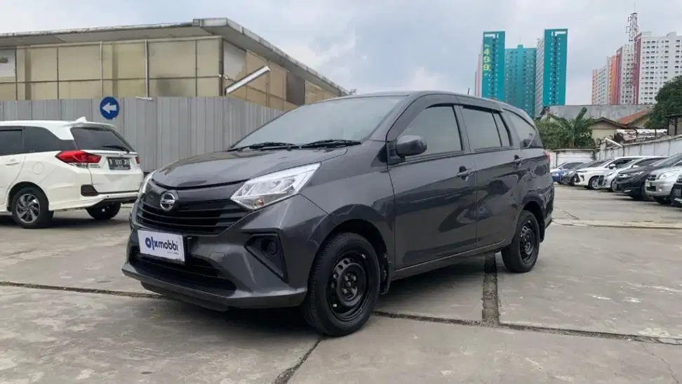 DP MURAH - Daihatsu Sigra 1.2 X Bensin-MT 2021 Abu-Abu