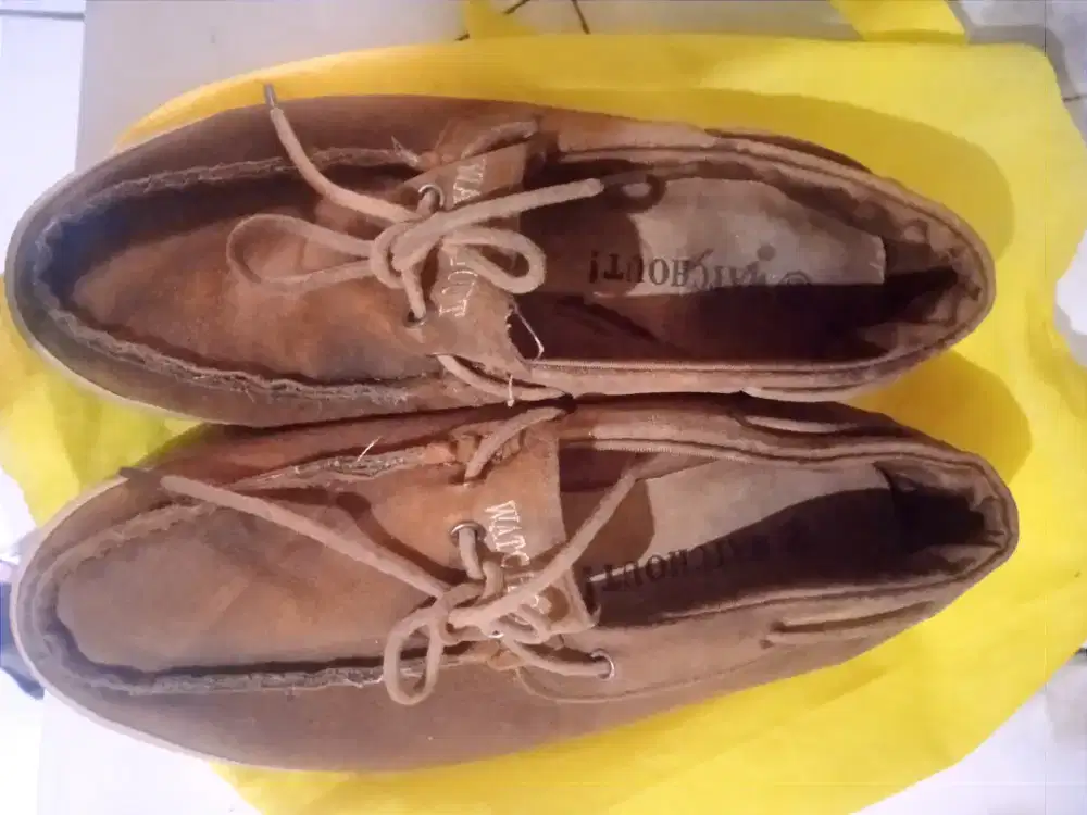 SEPATU KULIT WATCHOUT